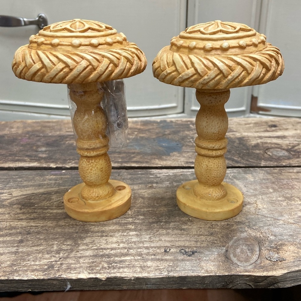 ‼️🆕‼️Ceramic Curtain holders with hardware